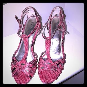 Pink heels